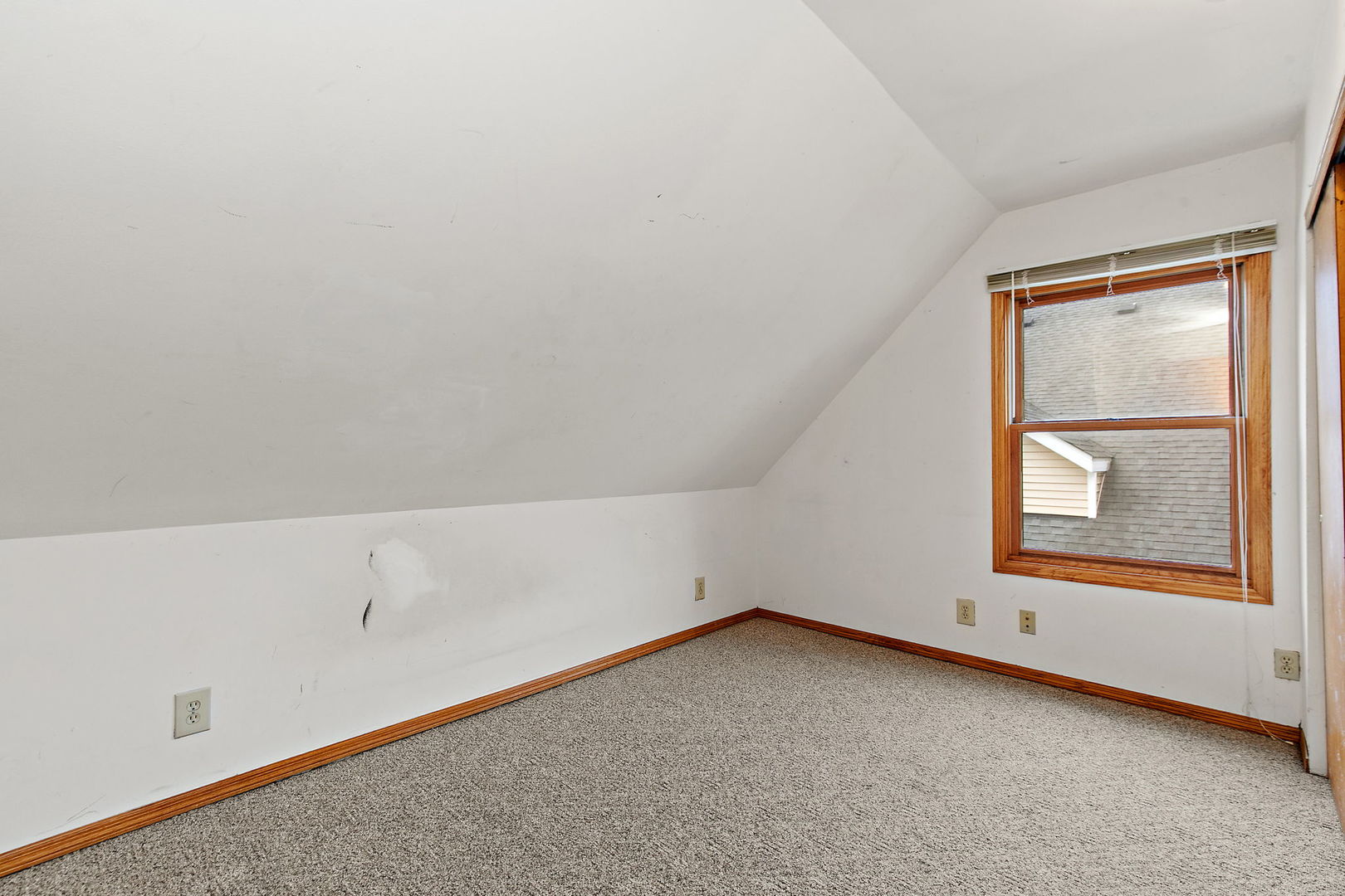 1302 State Street DeKalb, IL 60115 - Photo 15 of 21