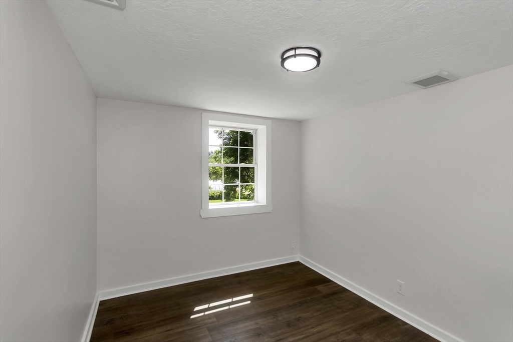 17 Congamond Road Southwick, MA 01077 - Photo 18 of 40