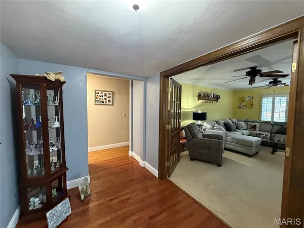 $255,000 | 2304 Fontaine Drive, Alton, IL 62002