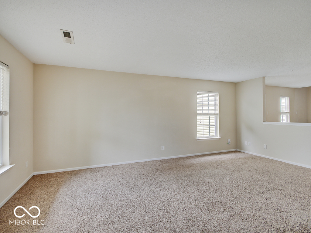 12812 Courage Crossing Fishers, IN 46037 - Photo 3 of 22