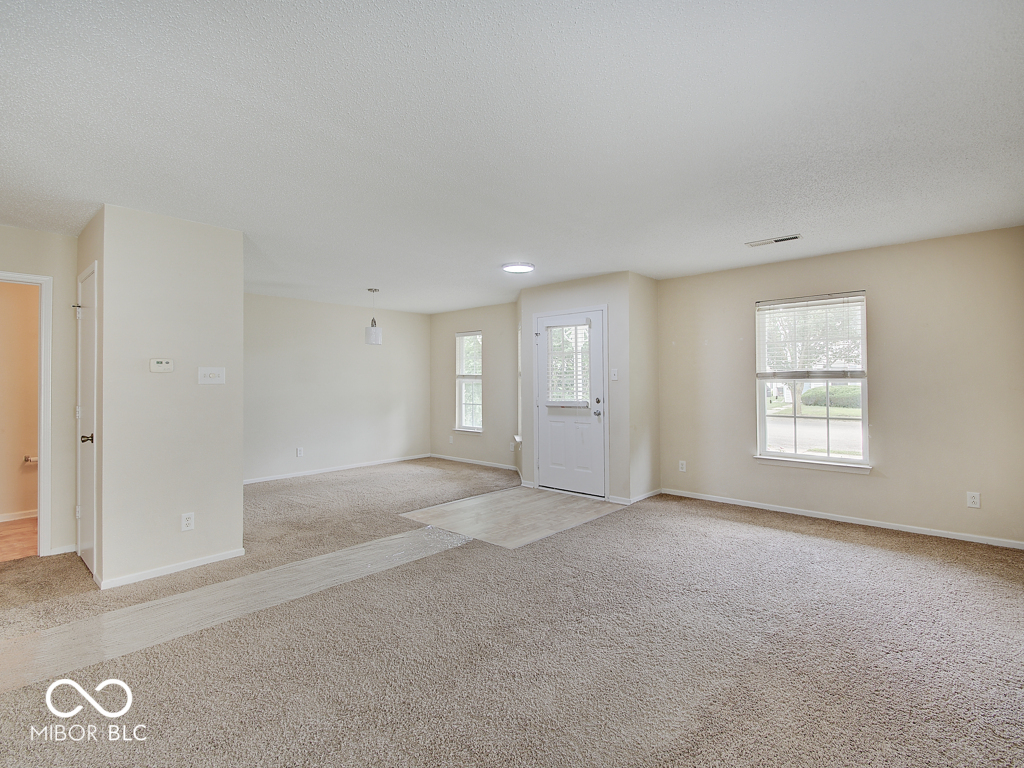 12812 Courage Crossing Fishers, IN 46037 - Photo 4 of 22