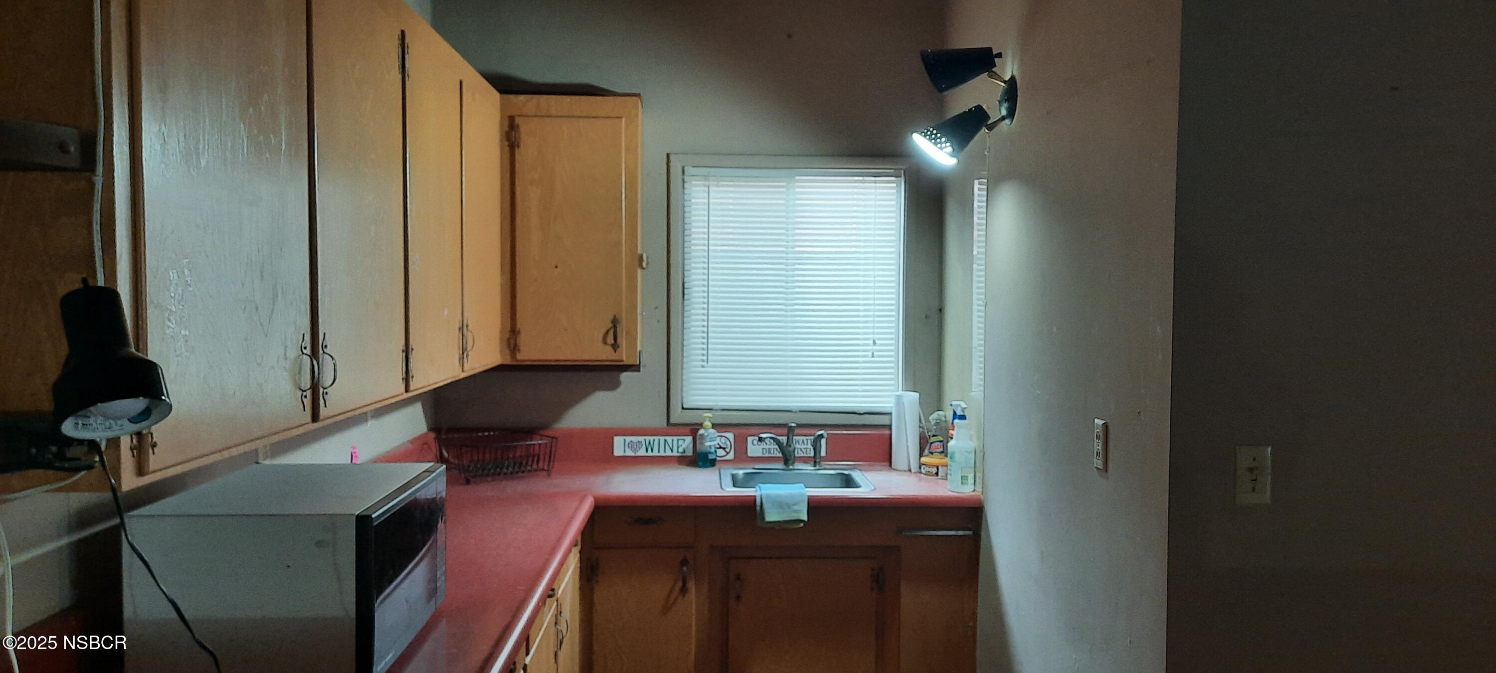 511 South J Street Lompoc, CA 93436 - Photo 27 of 50 20250523_155058