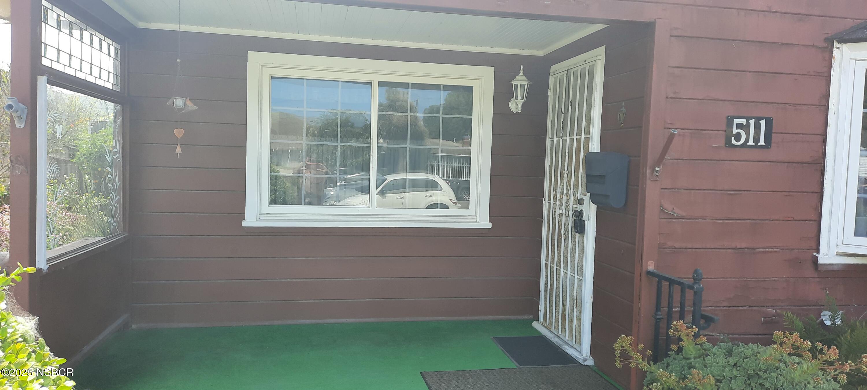 511 South J Street Lompoc, CA 93436 - Photo 3 of 50 20250523_152825