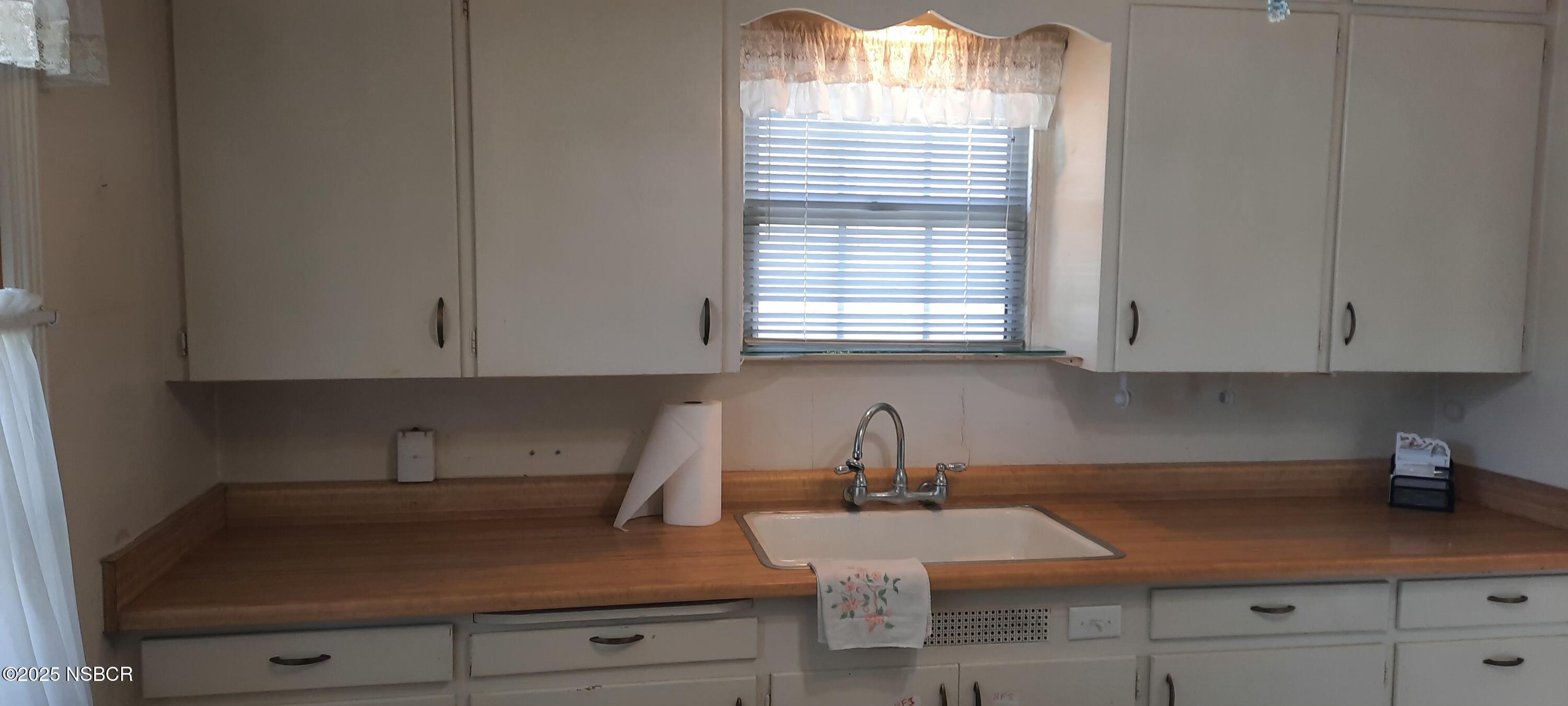 511 South J Street Lompoc, CA 93436 - Photo 7 of 50 20250523_153825