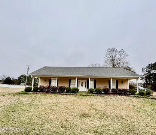 $264,500 | 1010 Deerfield Road, Summit, MS 39666