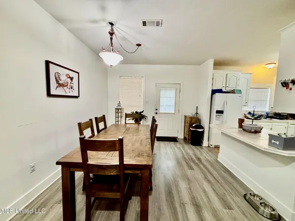 $264,500 | 1010 Deerfield Road, Summit, MS 39666