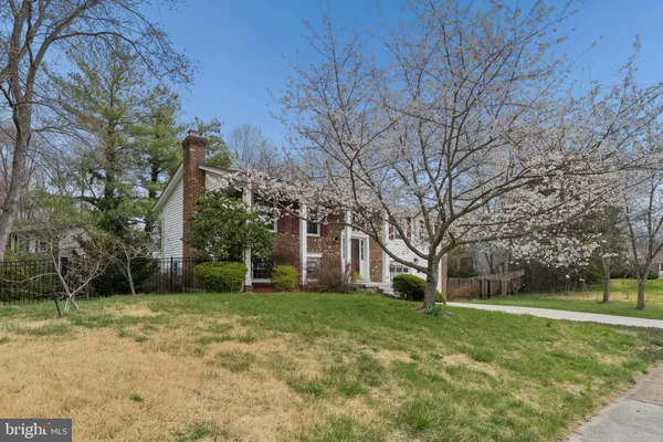 $795,000 | 8910 Spur Road, Springfield, VA 22153