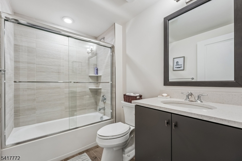 14 Chelsea Road Warren, NJ 07059 - Photo 33 of 39