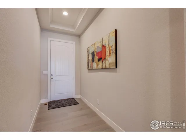 a view of entryway and hall