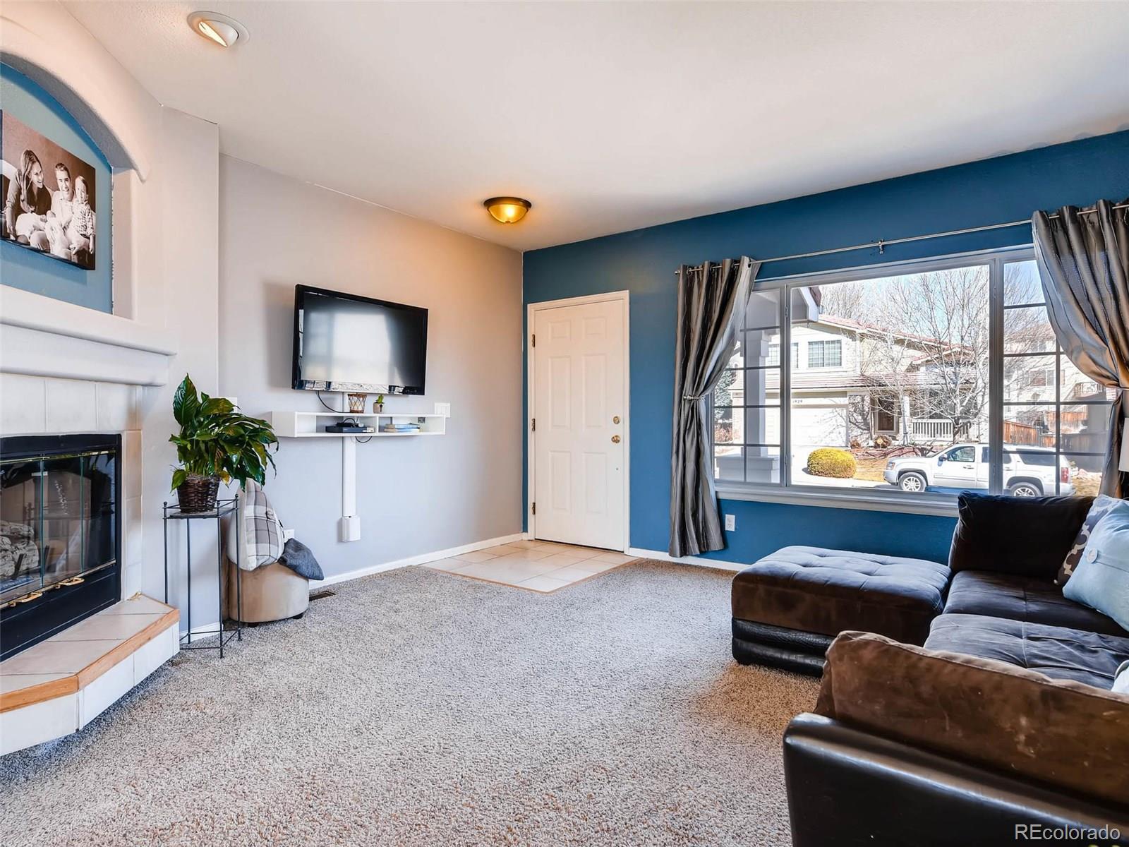 1930 Fox Fire Street Highlands Ranch, CO 80129 - Photo 4 of 28 Gallery Image 4