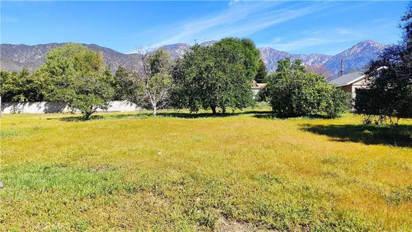 $1,199,000 | 425 East 24th Street, Upland, CA 91784