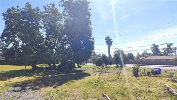 $1,199,000 | 425 East 24th Street, Upland, CA 91784
