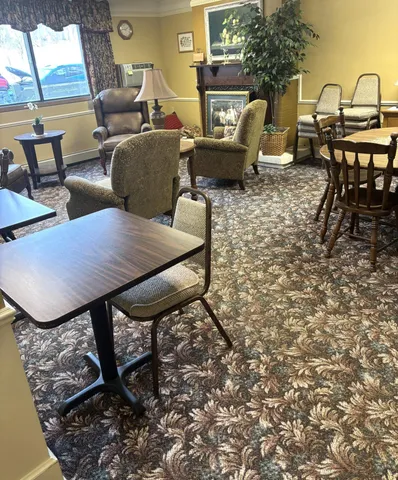 $825 | 124 East Summit Avenue, Fergus Falls, MN 56537