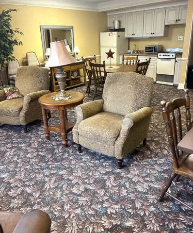 $825 | 124 East Summit Avenue, Fergus Falls, MN 56537