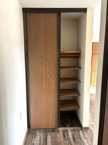 $825 | 124 East Summit Avenue, Fergus Falls, MN 56537