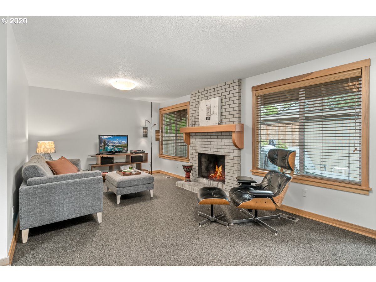 5680 Southwest Glenbrook Road Beaverton, OR 97007 - Photo 17 of 22 Gallery Image 17