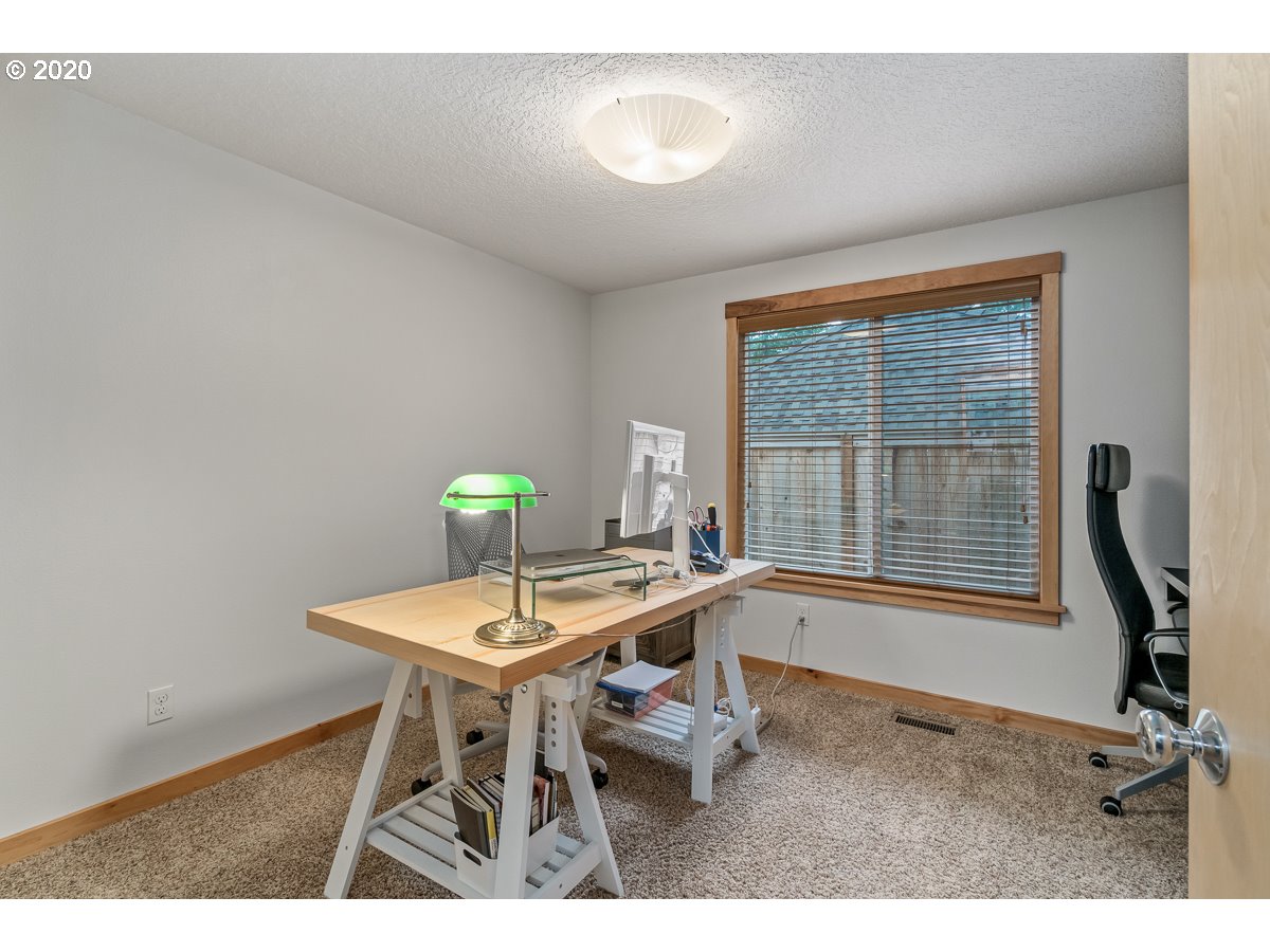 5680 Southwest Glenbrook Road Beaverton, OR 97007 - Photo 18 of 22 Gallery Image 18