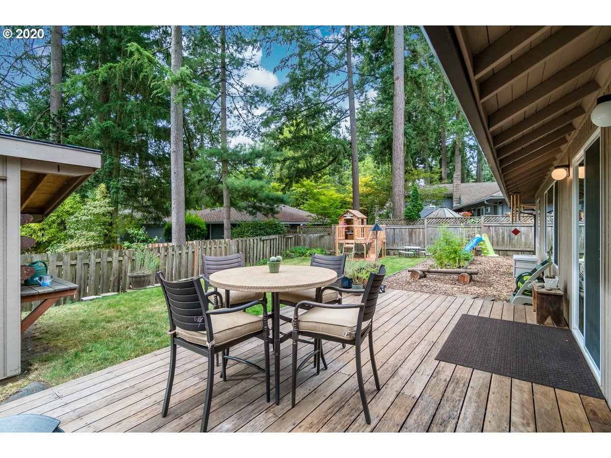 5680 Southwest Glenbrook Road Beaverton, OR 97007 - Photo 19 of 22 Gallery Image 19