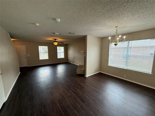 $2,075 | 135 Quail Run Drive, Seagoville, TX 75159