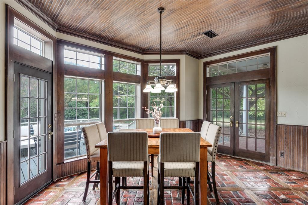 1833 Dr Sanders Road Cross Roads, TX 76227 - Photo 10 of 40