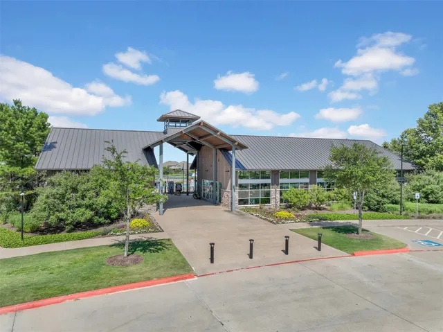 $2,300 | 29418 Amber Pne Court, Katy, TX 77494