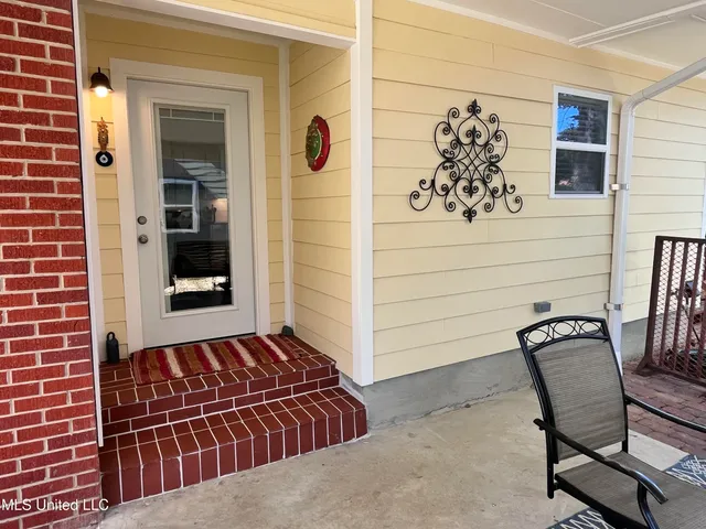 $289,900 | 835 Post Road, Clinton, MS 39056