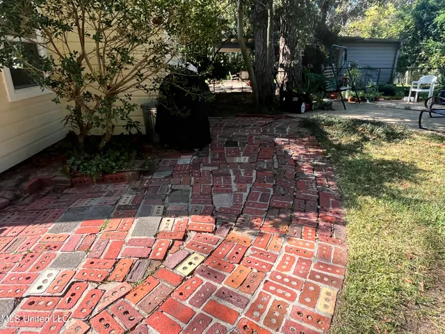 $289,900 | 835 Post Road, Clinton, MS 39056