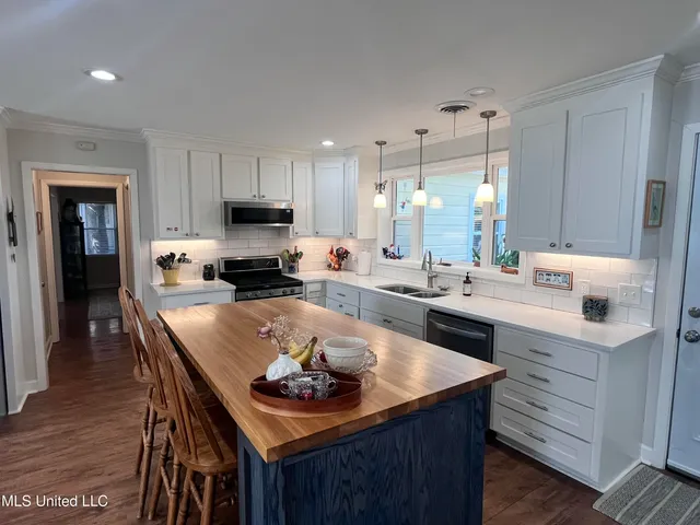 $289,900 | 835 Post Road, Clinton, MS 39056