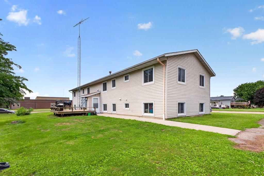 150 2nd Avenue Southwest Elgin, MN 55932 - Photo 7 of 58