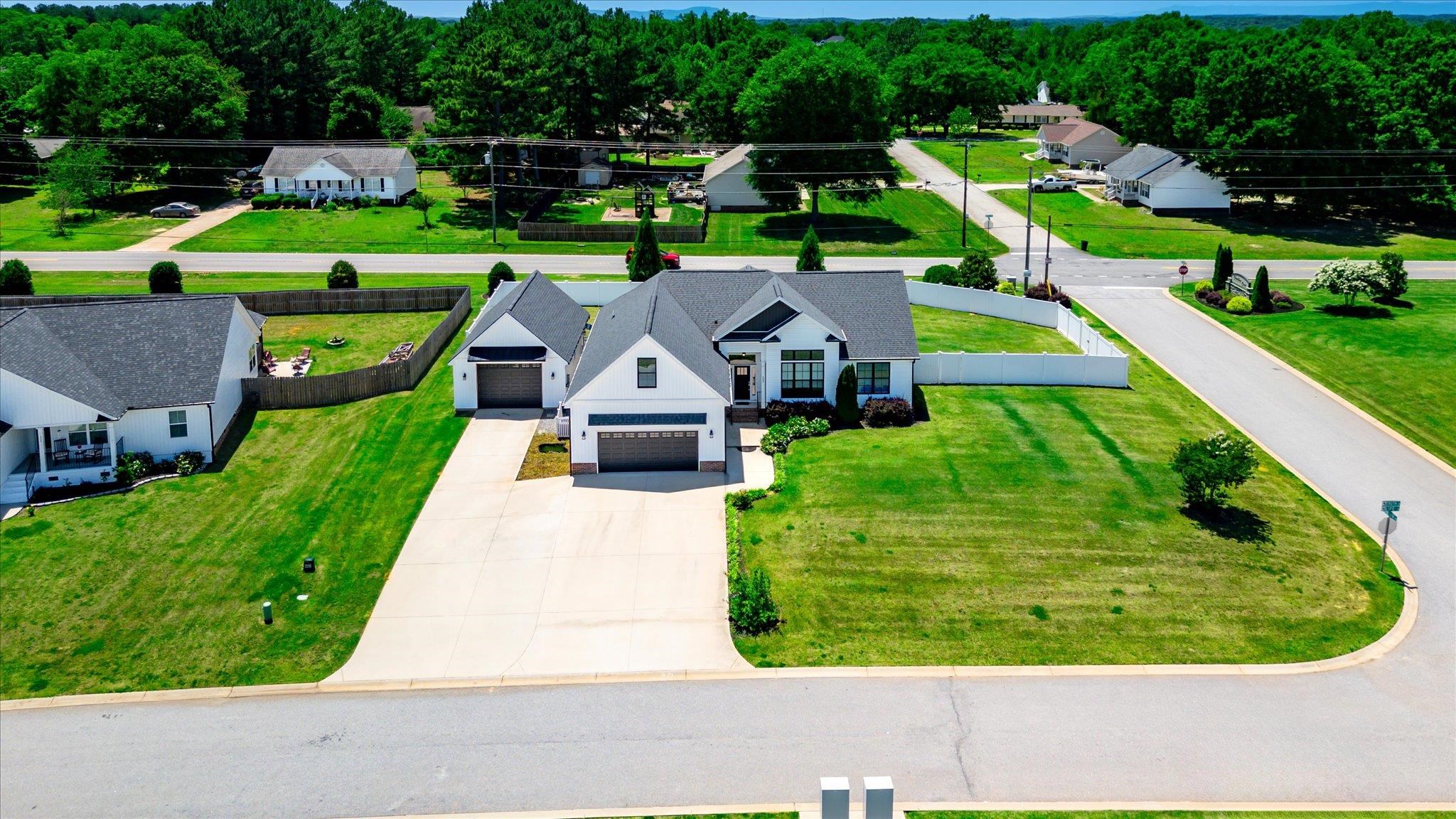 502 Life Lane Lyman, SC 29365 - Photo 2 of 41