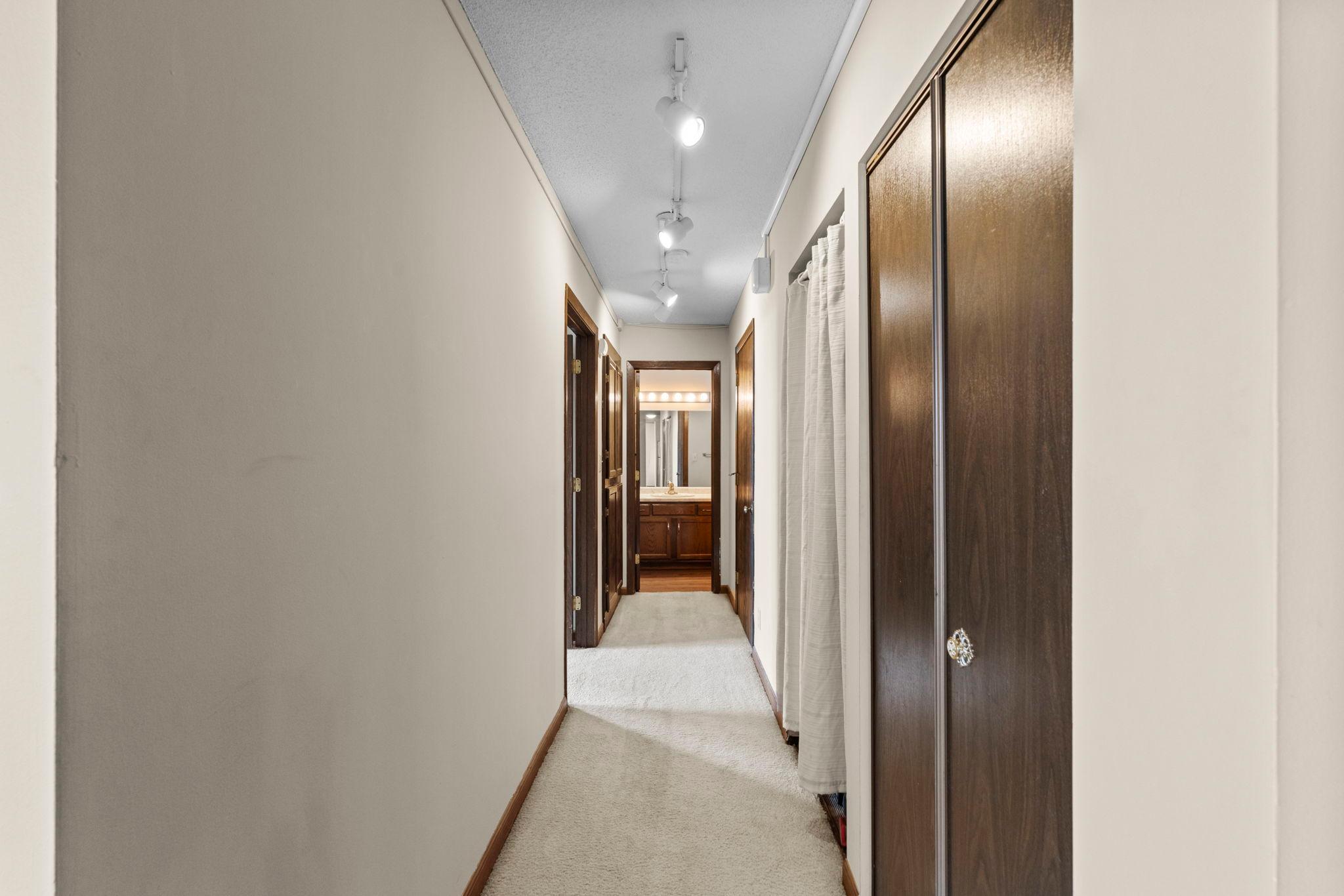 1181 Edgcumbe Road, Unit 1712 St. Paul, MN 55105 - Photo 19 of 63
