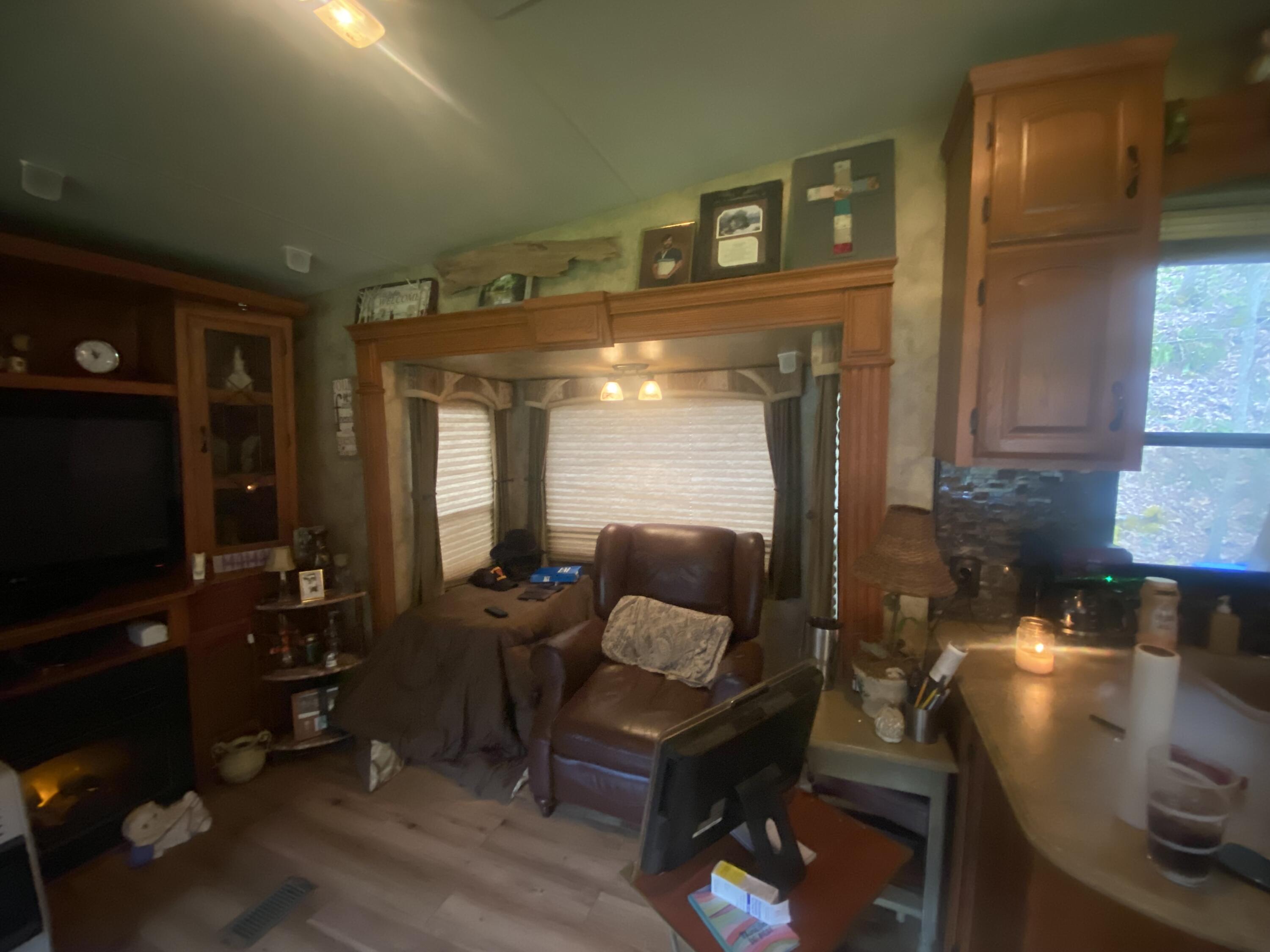 4024 Pine Orchard Road Butler, TN 37640 - Photo 21 of 31 IMG_0765 2