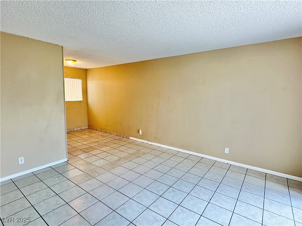 3330 Cambridge Street, Unit 3 Las Vegas, NV 89169 - Photo 3 of 19