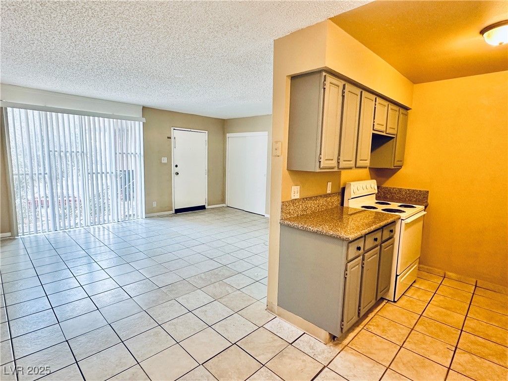 3330 Cambridge Street, Unit 3 Las Vegas, NV 89169 - Photo 4 of 19