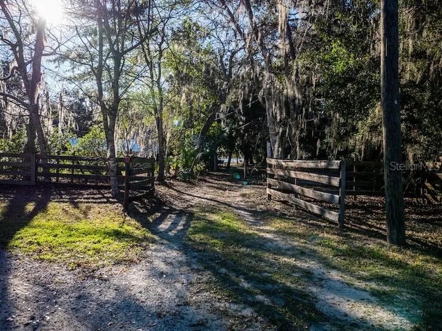 $679,000 | 14540 Northeast 250th Avenue, Fort McCoy, FL 32134