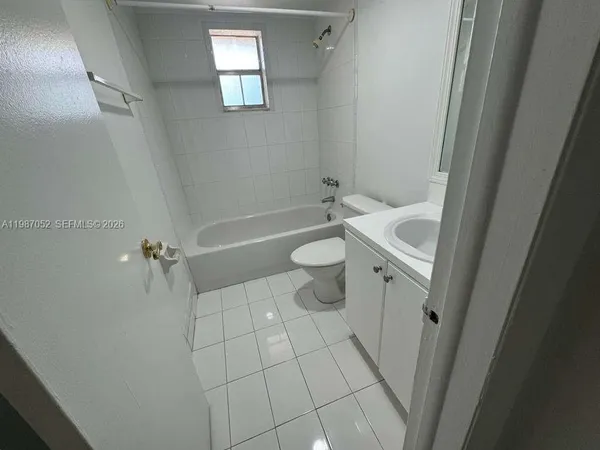 $2,400 | 8500 Southwest 109th Avenue, Unit 6118, Miami, FL 33173