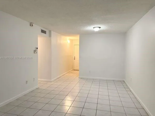 $2,400 | 8500 Southwest 109th Avenue, Unit 6118, Miami, FL 33173
