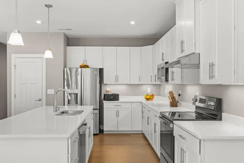 $499,900 | 2111 Hideaway Lane, Murfreesboro, TN 37128