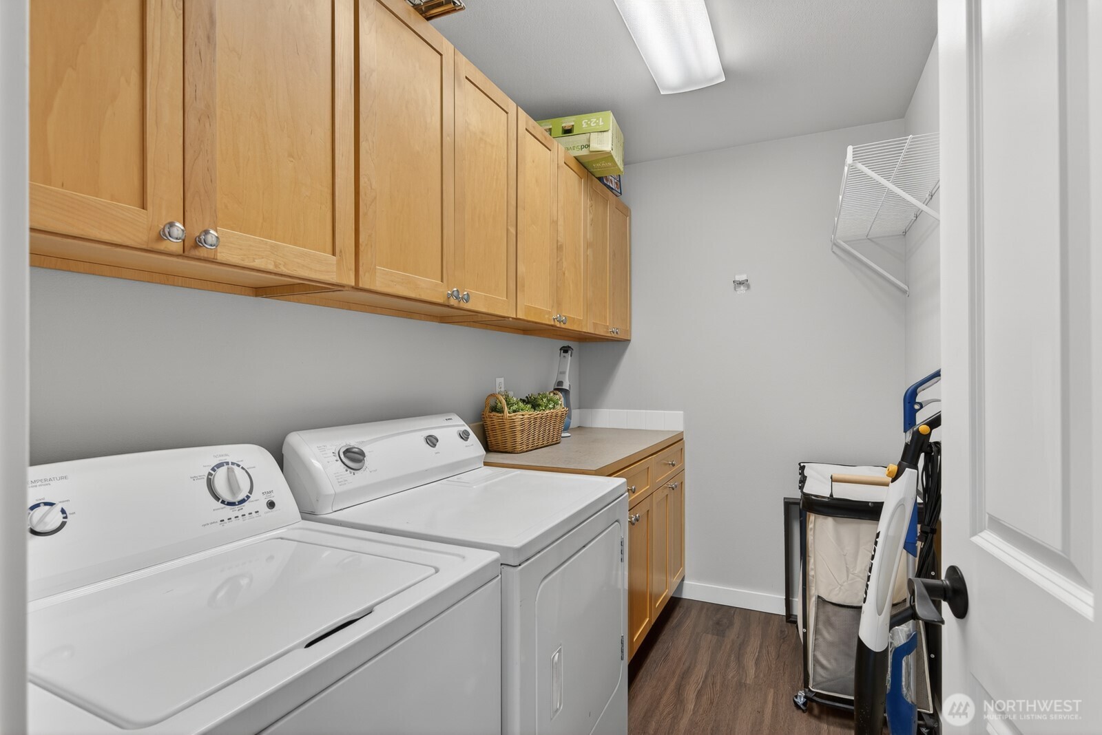 2215 37th Court Anacortes, WA 98221 - Photo 16 of 40