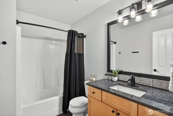 $775,000 | 2215 37th Court, Anacortes, WA 98221