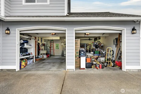 $775,000 | 2215 37th Court, Anacortes, WA 98221