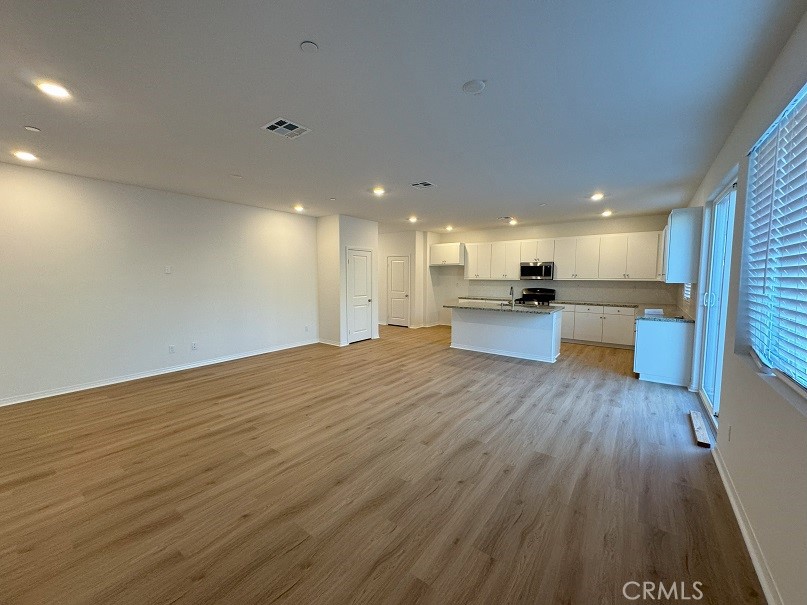 36612 Desert Tortoise Road Murrieta, CA 92563 - Photo 5 of 22