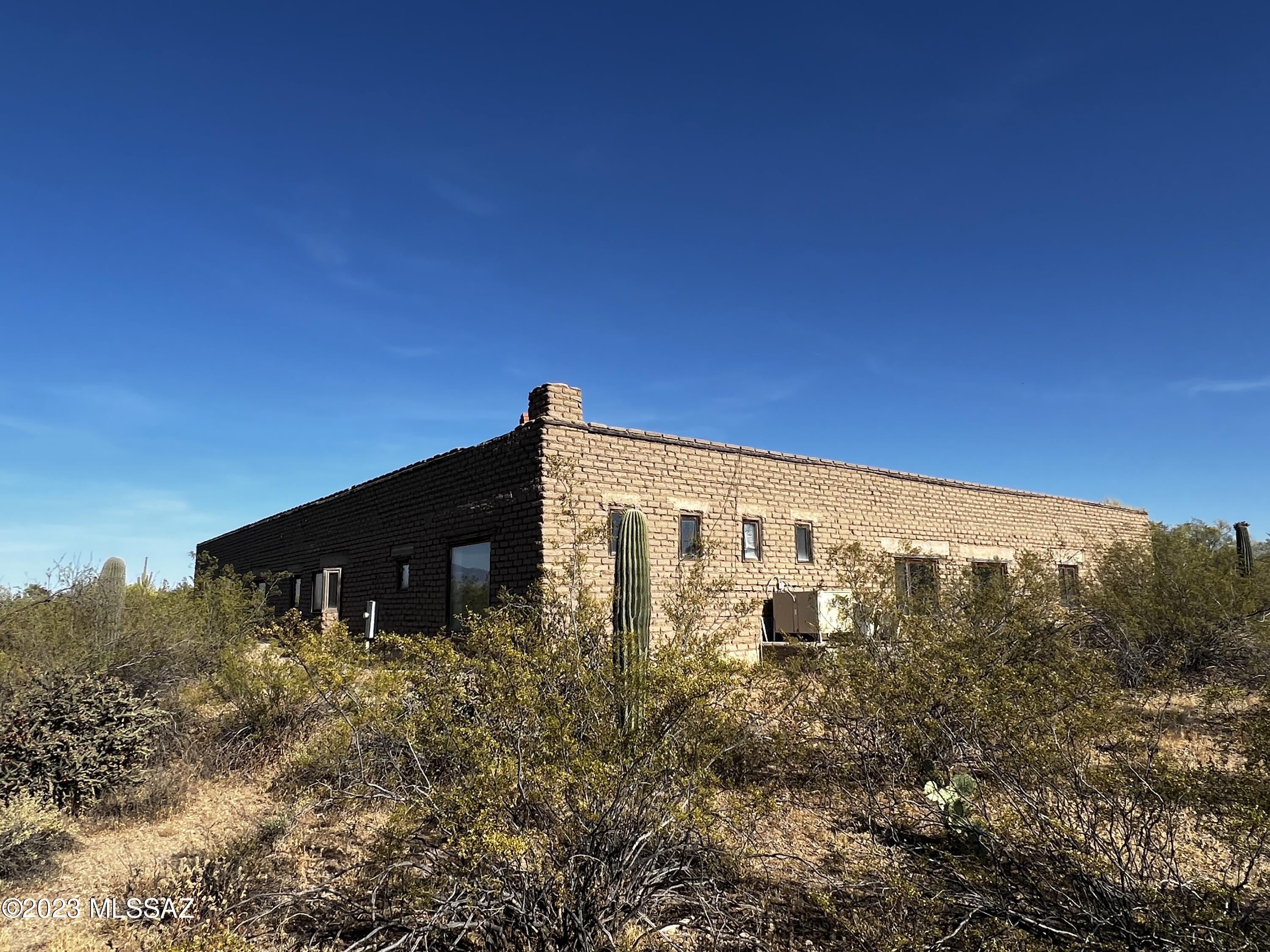 6785 North Wade Road Tucson, AZ 85743 - Photo 2 of 41 Gallery Image 2