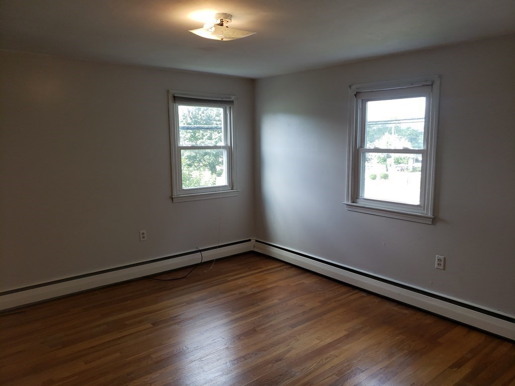 3 Wilson Road North Andover, MA 01845 - Photo 9 of 13 Gallery Image 9