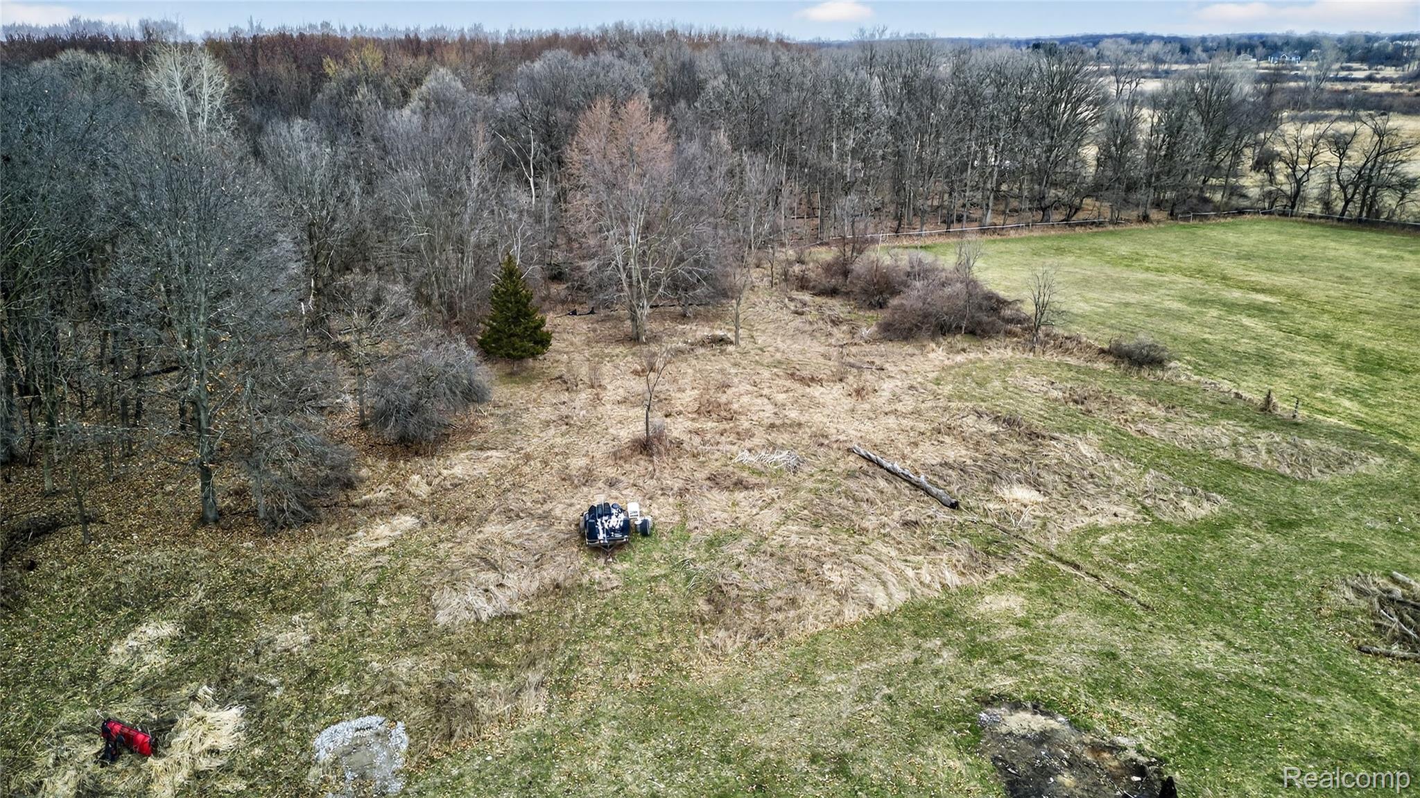 5516 Lowe Road Fowlerville, MI 48836 - Photo 14 of 17 8-5516-Lowe-Rd-Fowlerville-MI-48836-WindowStill.jpg