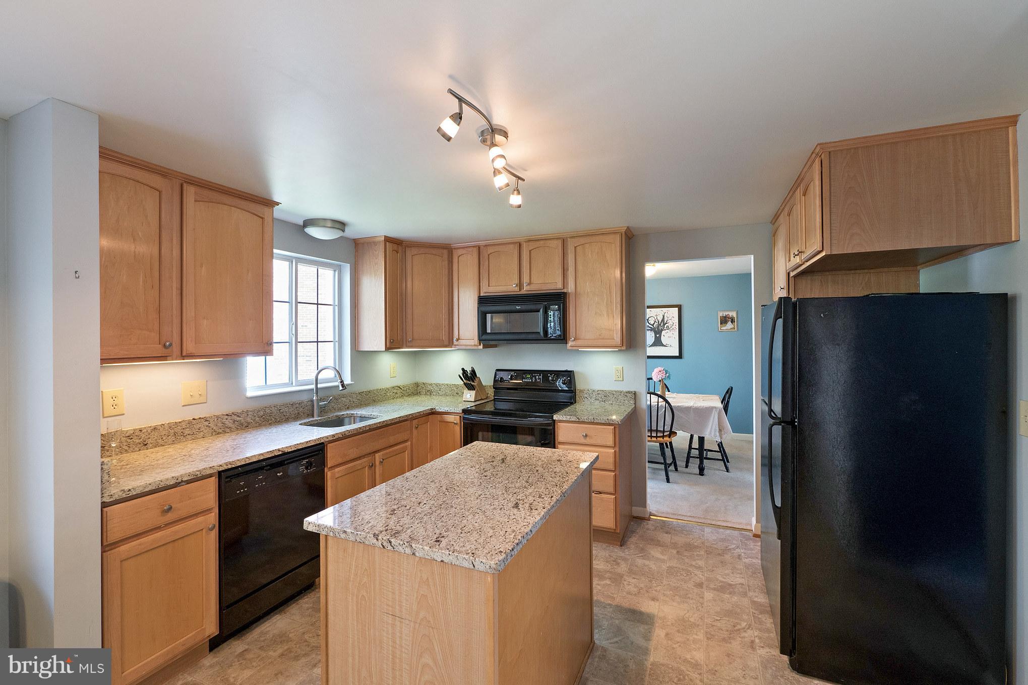 1780 Valleyside Drive Frederick, MD 21702 - Photo 4 of 30 Kitchen