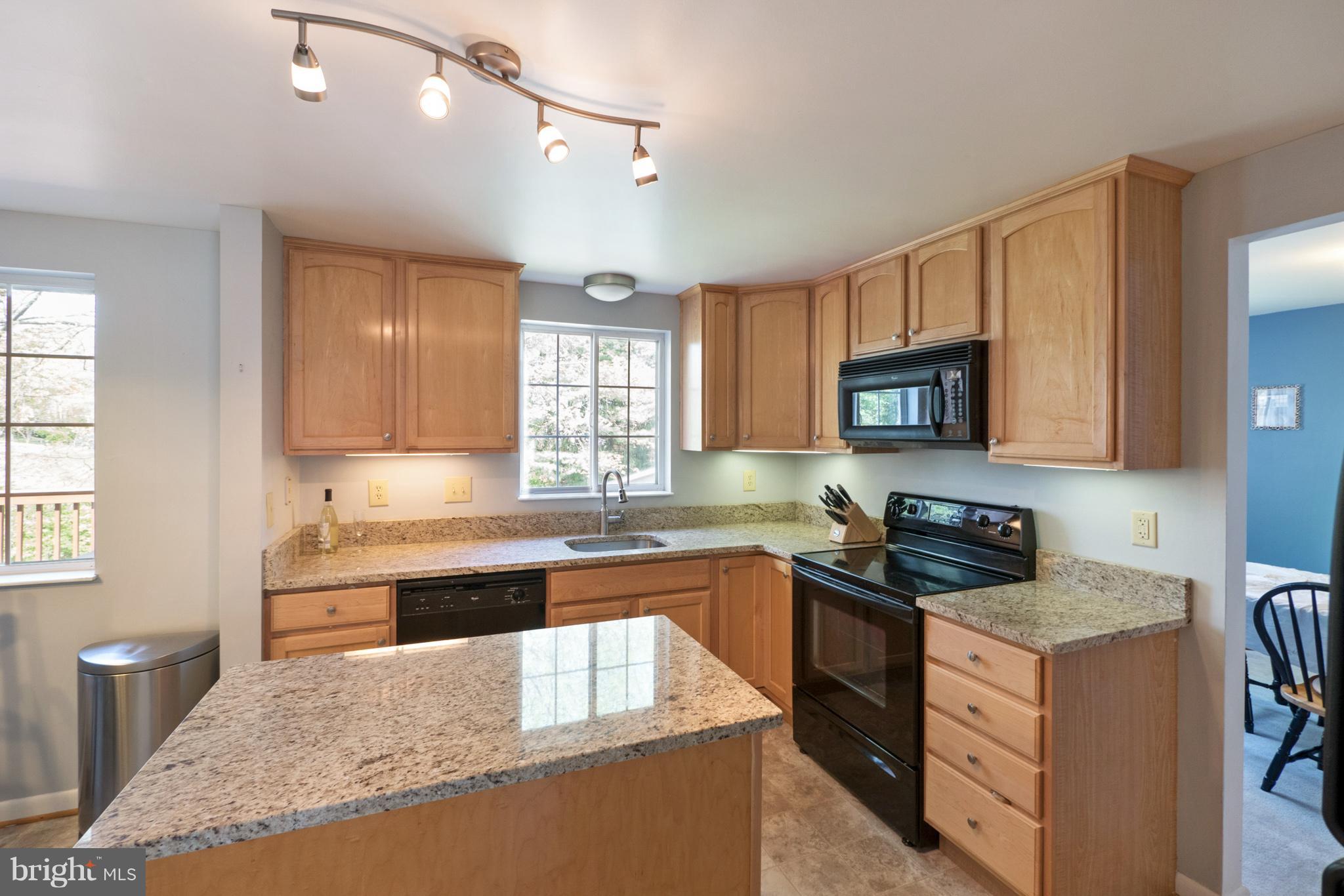 1780 Valleyside Drive Frederick, MD 21702 - Photo 5 of 30 Kitchen