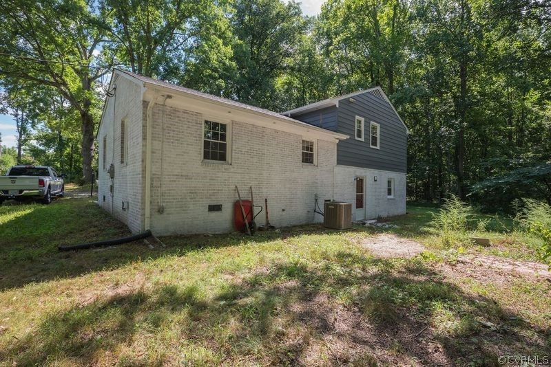 823 Yellowbird Road Blackstone, VA 23824 - Photo 29 of 32 Gallery Image 29