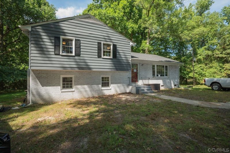 823 Yellowbird Road Blackstone, VA 23824 - Photo 3 of 32 Gallery Image 3