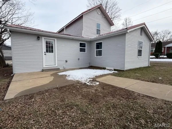 $295,000 | 415 South Main Street, Farmington, MO 63640